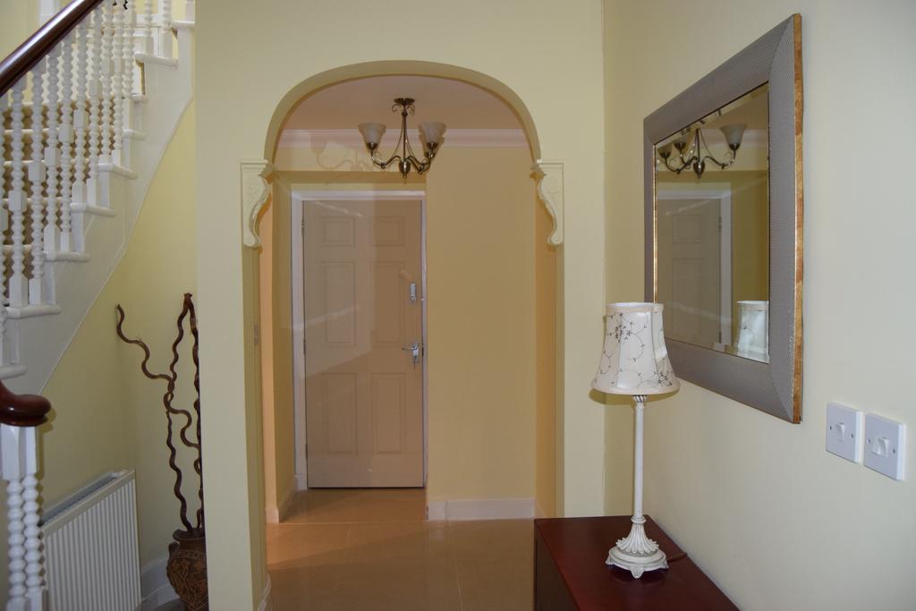 Amazing 4 Bed Scottish Baronial Style House Casa vacanze Westhill